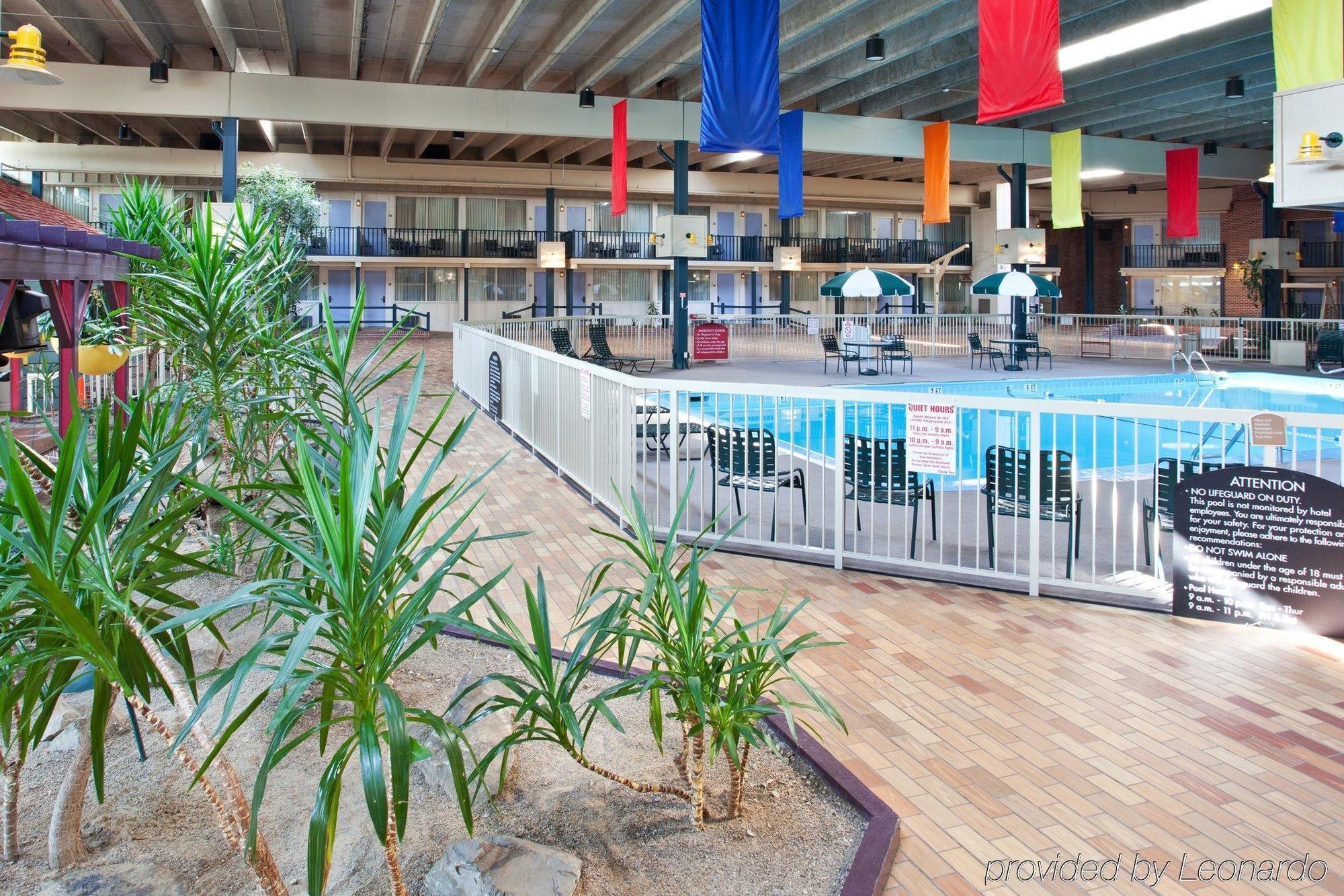 Ramada By Wyndham Uniontown Hotel Fasilitas foto